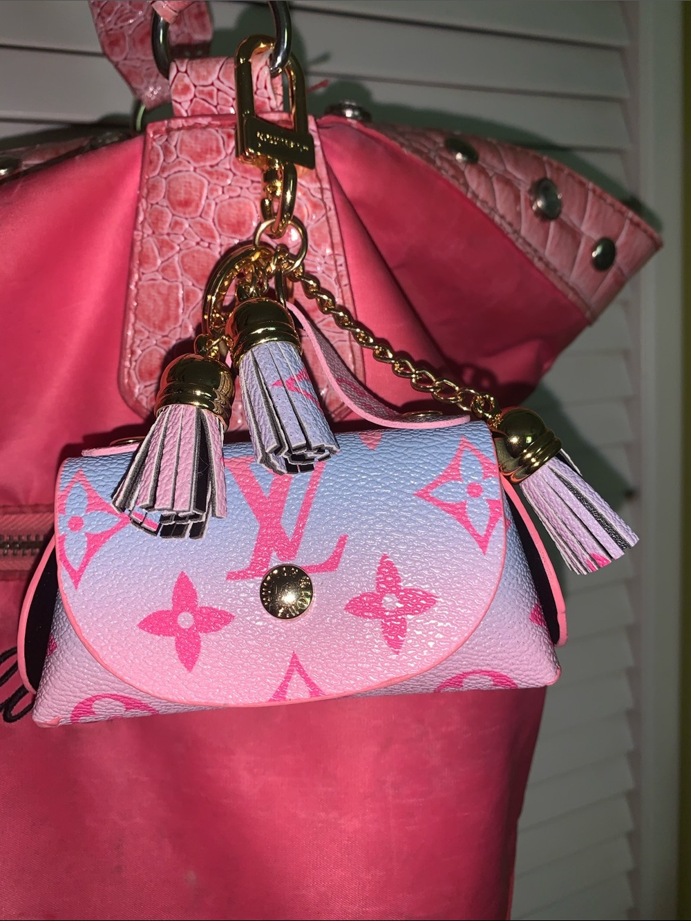 Monogram Mini pouch purse/bag keychain - Picture 5 of 8